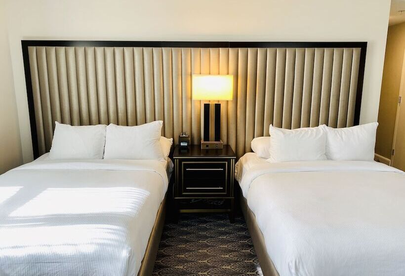غرفه قياسيه سريرين مزدوجين, Hilton President Kansas City