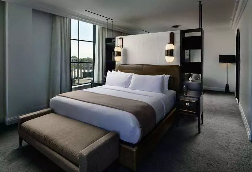 سوییت جونیور لوکس, Hilton President Kansas City