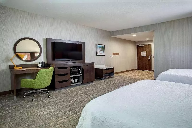 اتاق استاندارد برای معلولان, Holiday Inn Express Hotel & Suites Albuquerque   North Balloon Fiesta Park, An Ihg