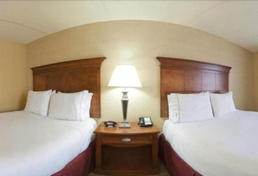 Quarto standard, Holiday Inn Express & Suites Bloomington, An Ihg