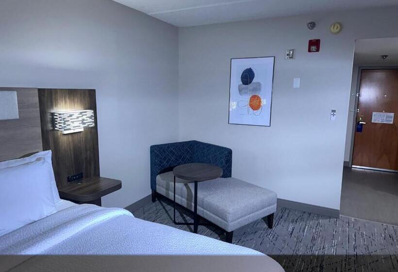 غرفة قياسية سرير كينج لذوى الإحتياجات الخاصة, Holiday Inn Express Birmingham Irondale East, An Ihg