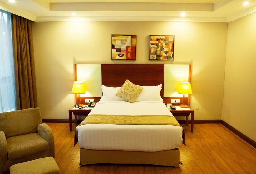 غرفة ديلوكس, Jupiter International Hotel   Cazanchis