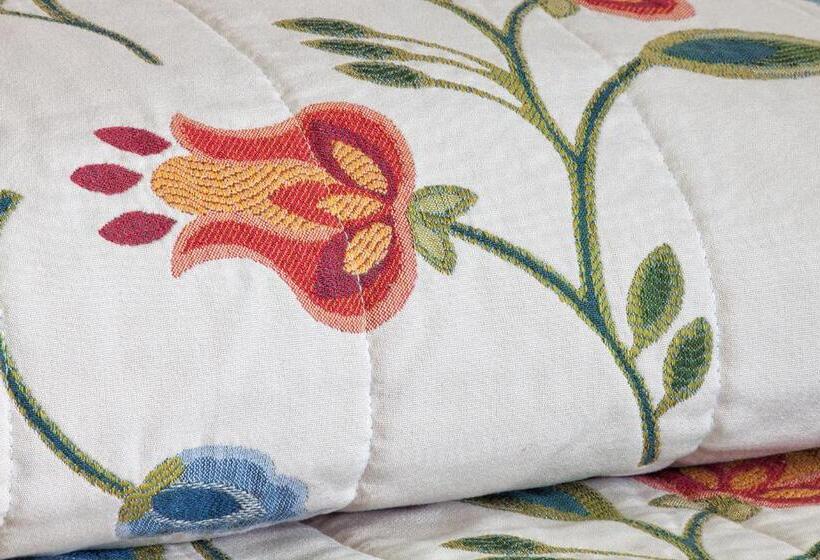 חדר סטנדרט, Katja