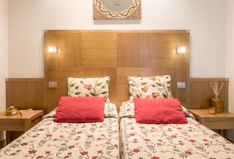 חדר סטנדרט, Katja