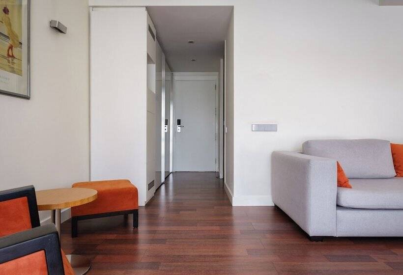 Quarto Superior, Park Hotel Almaty