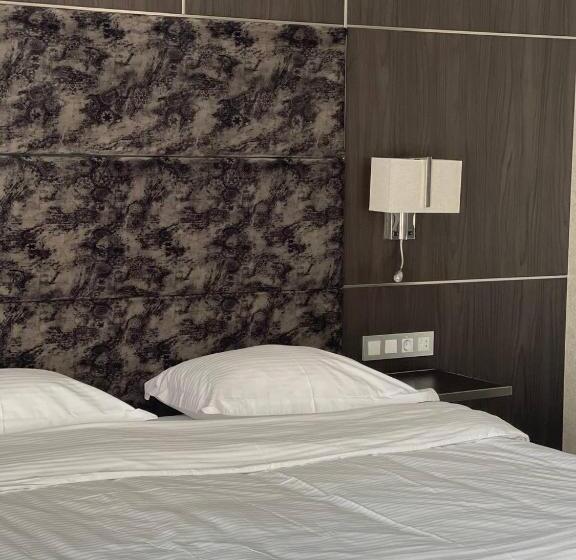 غرفة قياسية, Park