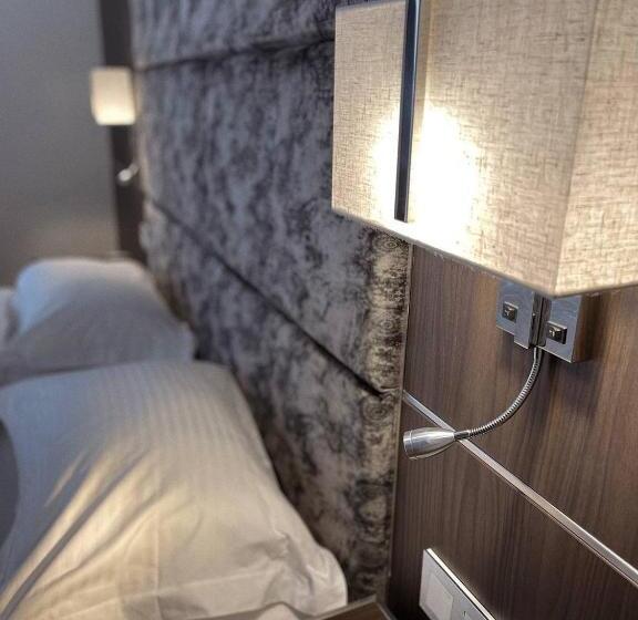 غرفة قياسية, Park