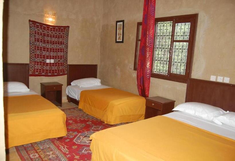 חדר סטנדרט לשלושה, Auberge Amellagou