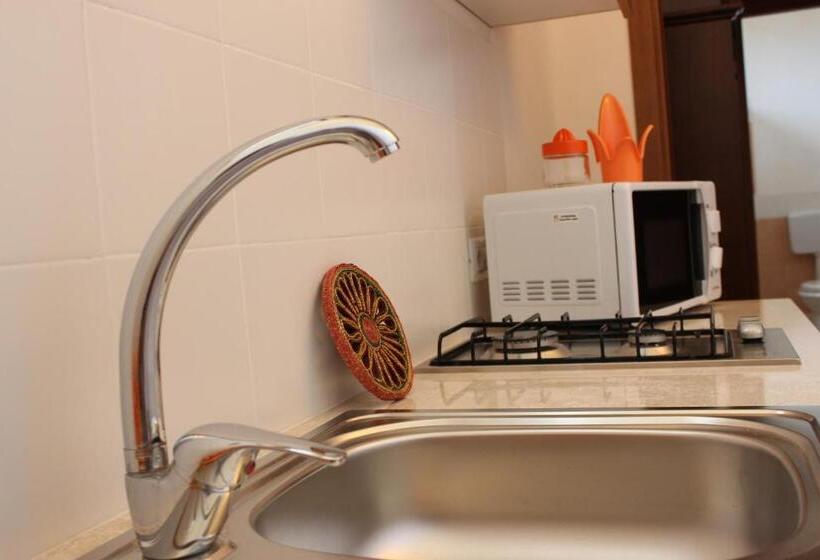 חדר סטנדרט לשלושה עם נוף לגינה, Baglio Bellavista