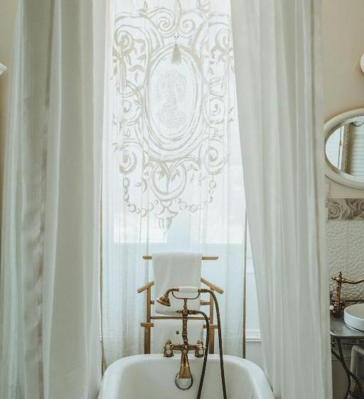 スーペリアールーム, Château Du Guérinet