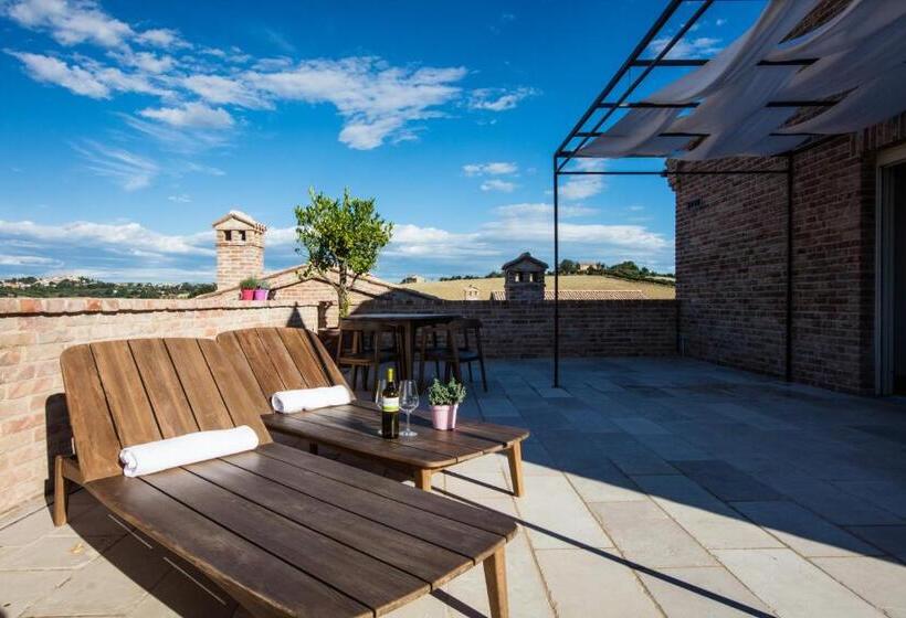 סוויטת ג'וניור עם טרסה, Filodivino Wine Resort & Spa