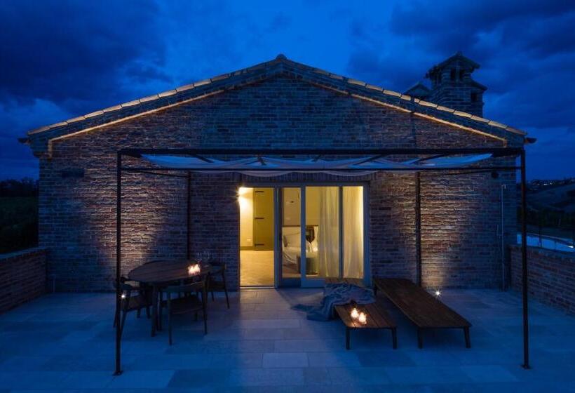 סוויטת ג'וניור עם טרסה, Filodivino Wine Resort & Spa