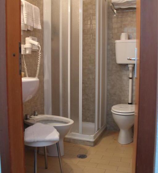 חדר סטנדרט לשלושה, Garnì Bellavista