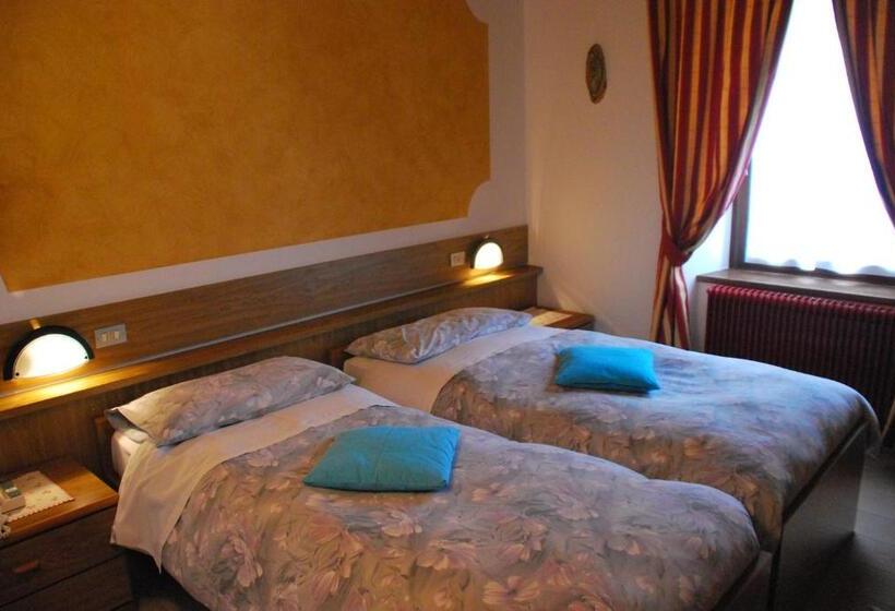 חדר סטנדרט נוף להרים, Garnì Zanella