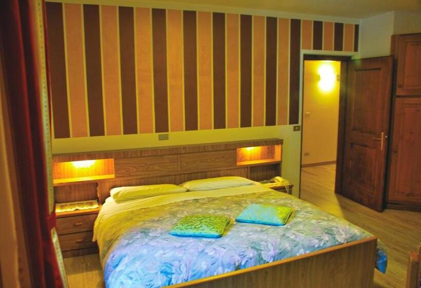 חדר סטנדרט נוף להרים, Garnì Zanella