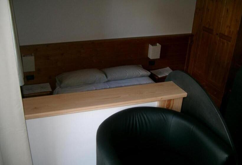 דירת שני חדרים, Garnì Zanella