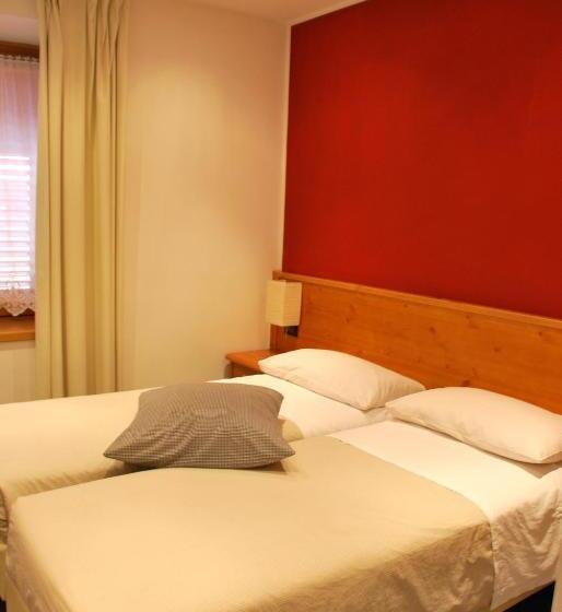 דירת שני חדרים, Garnì Zanella