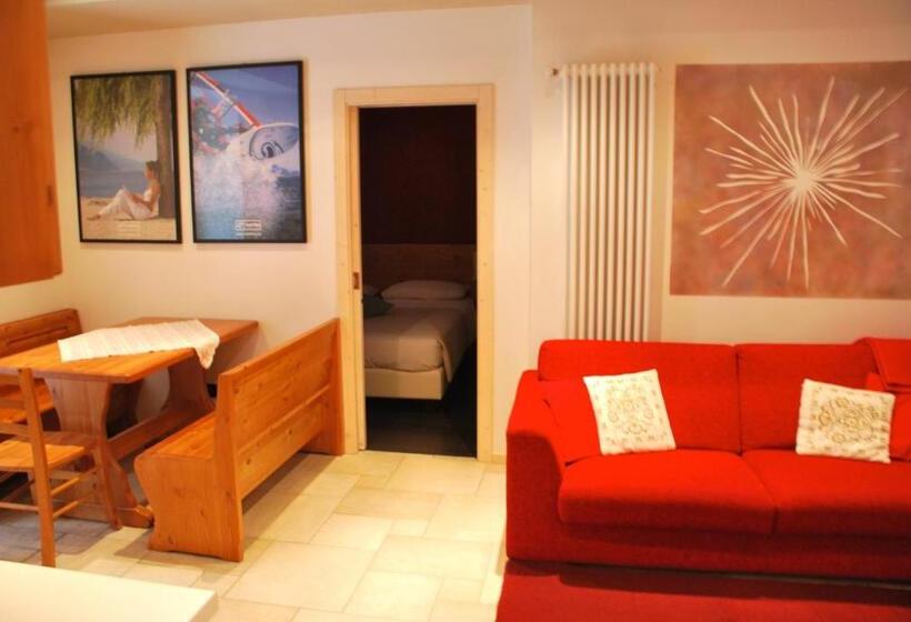 דירת שני חדרים, Garnì Zanella