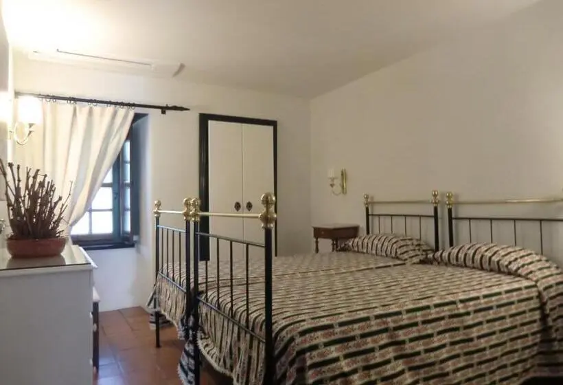 Talo 3 Makuuhuonetta, Quinta Das Aveleiras