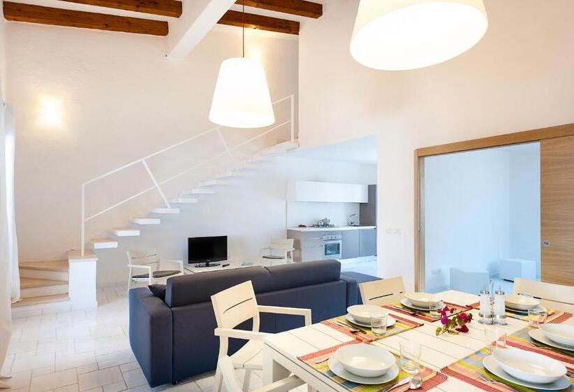 Апартаменты 2 Спальни Боковой Вид на Море, Nerossidiana