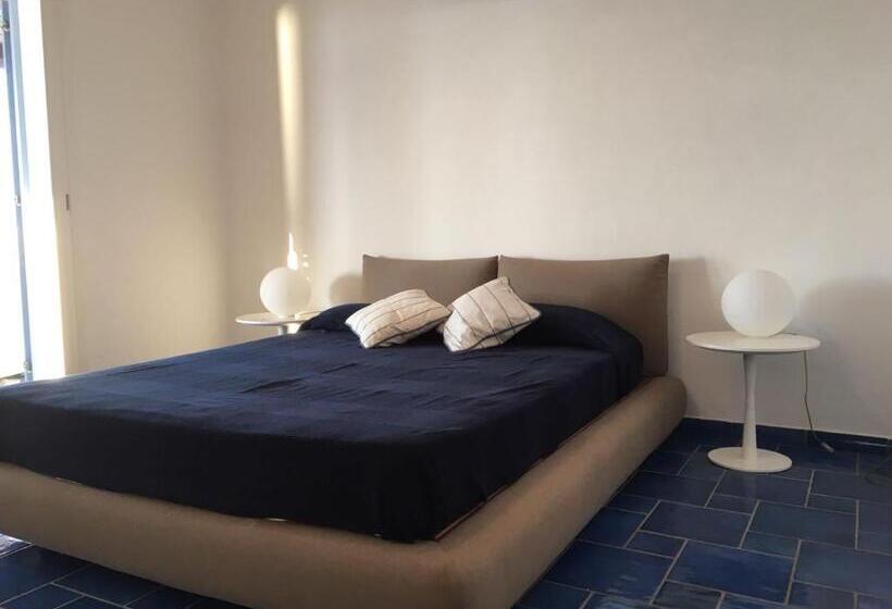 Апартаменты Deluxe 3 Спальни Вид на Море, Nerossidiana