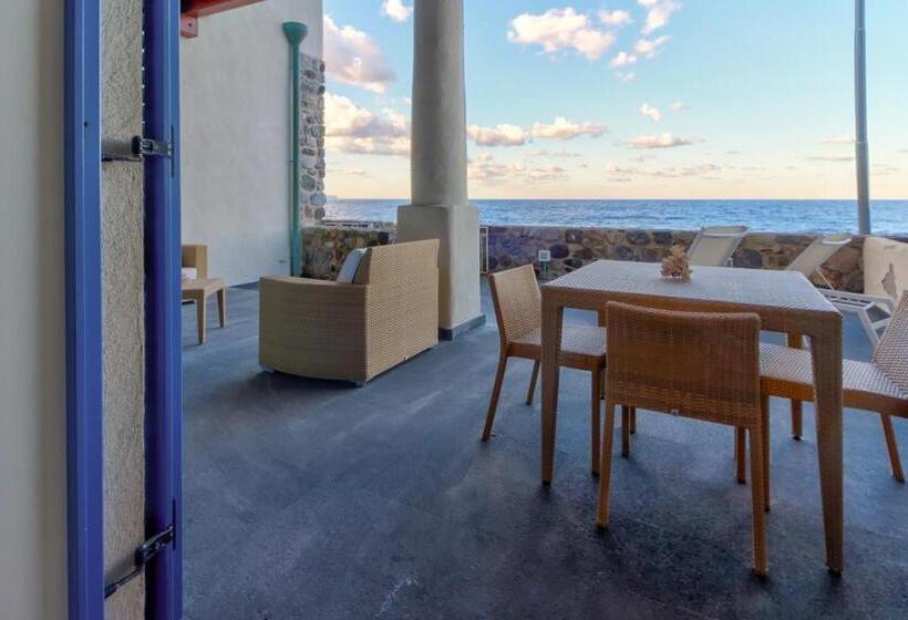 Апартаменты 1 Спальня Вид на Море, Nerossidiana