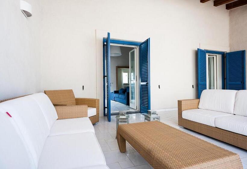 Апартаменты 2 Спальни Боковой Вид на Море, Nerossidiana