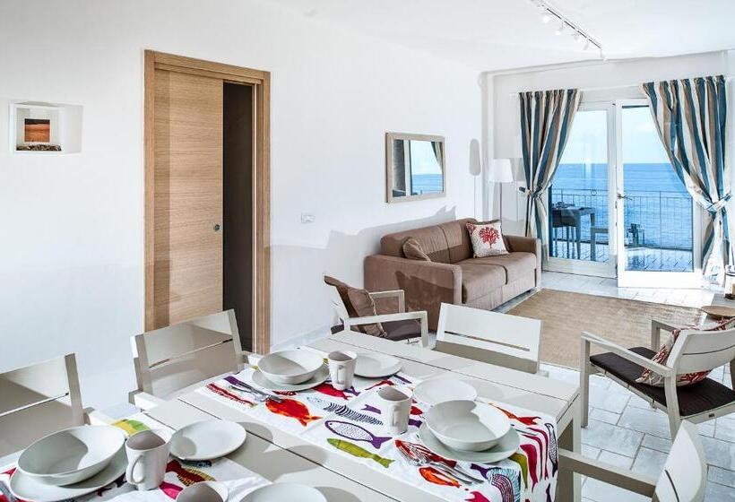 Апартаменты Deluxe 2 Спальни Вид на Море, Nerossidiana