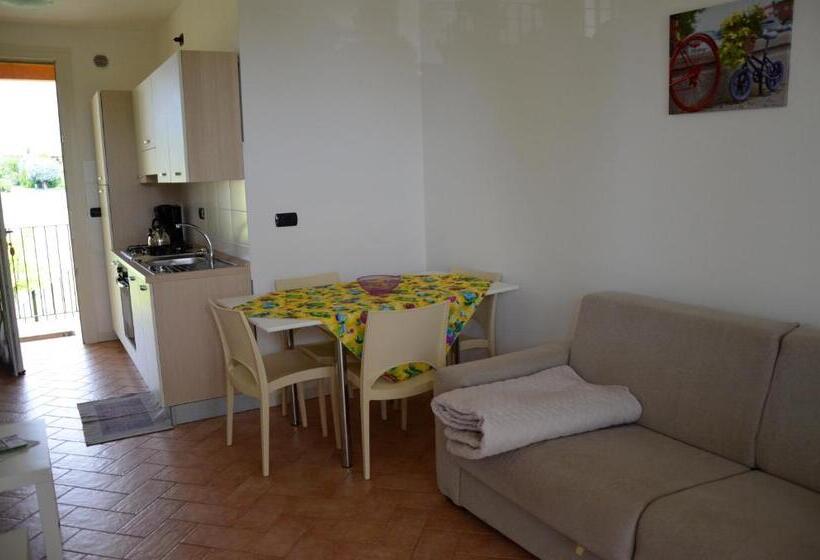 آپارتمان 1 خوابه, Residence Karina
