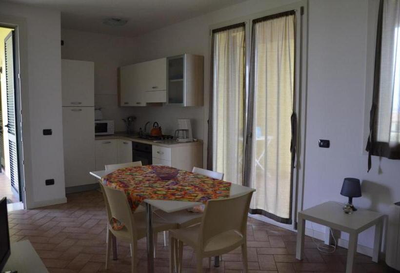 آپارتمان 2 خوابه, Residence Karina
