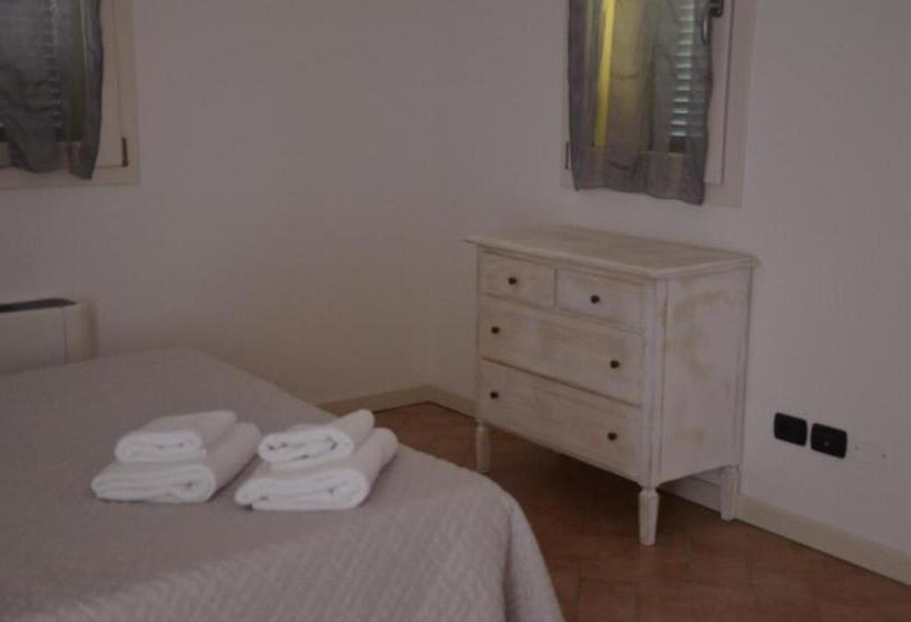 شقة غرفة واحدة, Residence Karina