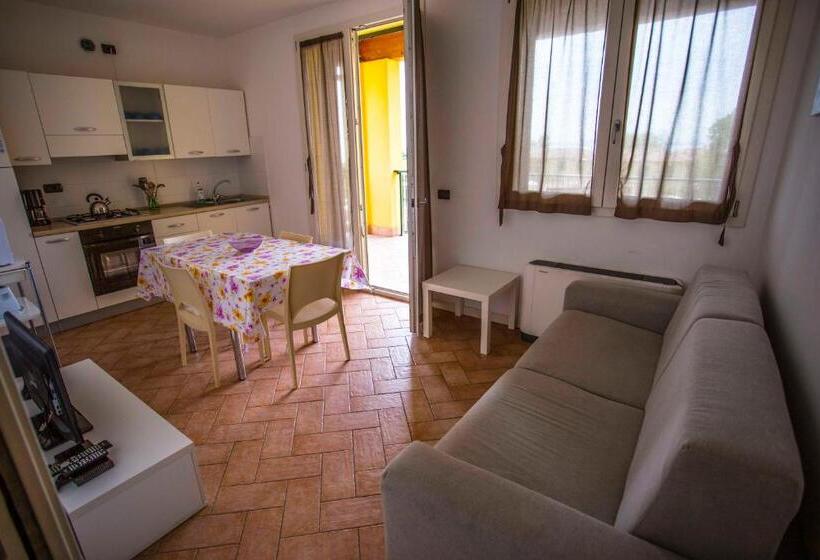 آپارتمان 2 خوابه, Residence Karina