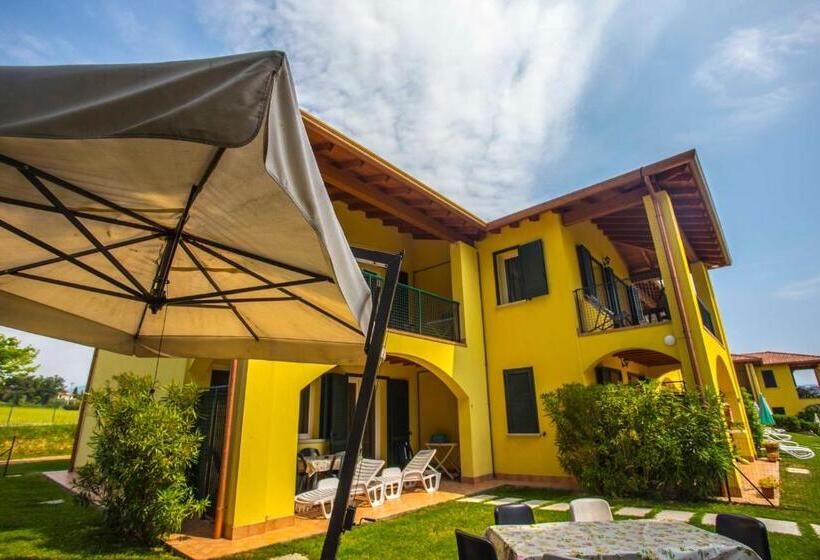 침실 2개 아파트, Residence Karina