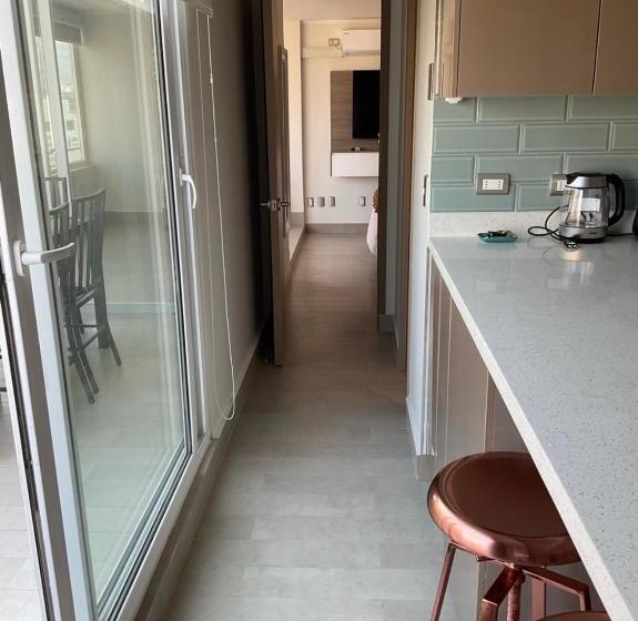 2 Schlafzimmer Apartment, Apartament Condo Amueblado, Encomenderos 200 El Golf, Las Condes Santiago Con Vista Al Costanera Cen