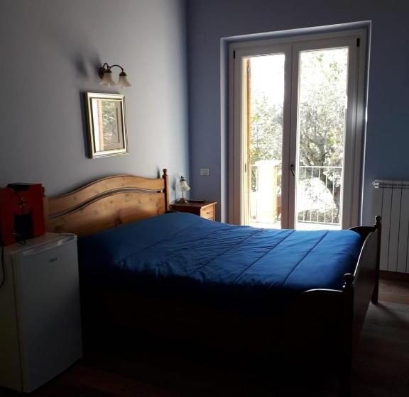 غرفة قياسية مزوَّدة بشُرفة, Bed & Breakfast Casa Jo