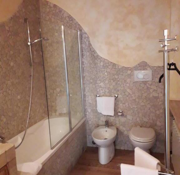 غرفة ديلوكس مطلّة علي البحر مزوَّدة بشُرفة, Bed & Breakfast Casa Jo