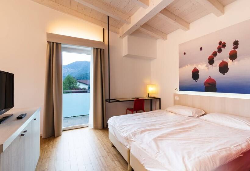 جناح جونيور, Energy