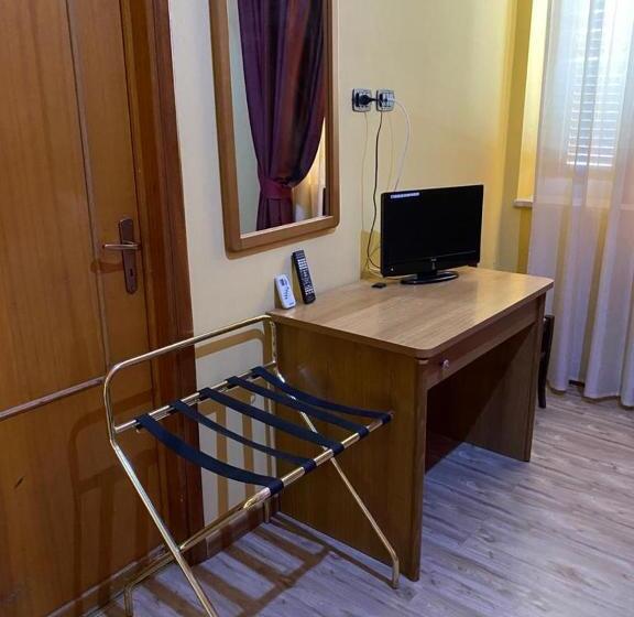 スタンダードルーム, Ferramonti