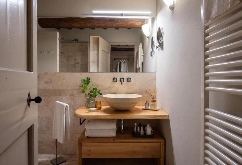 デラックスの４人部屋, La Moscadella