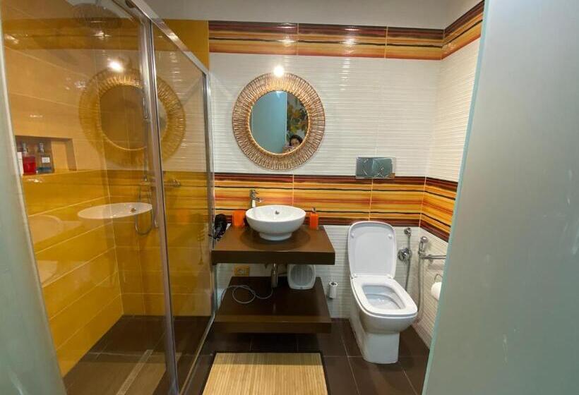 اتاق استاندارد سه نفره, Alma Migrante Bed&wine