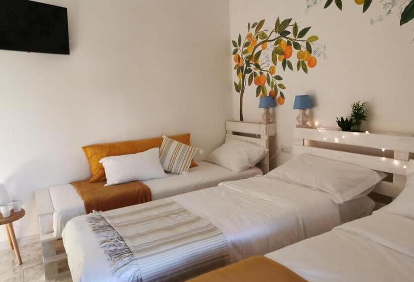 اتاق استاندارد سه نفره, Alma Migrante Bed&wine