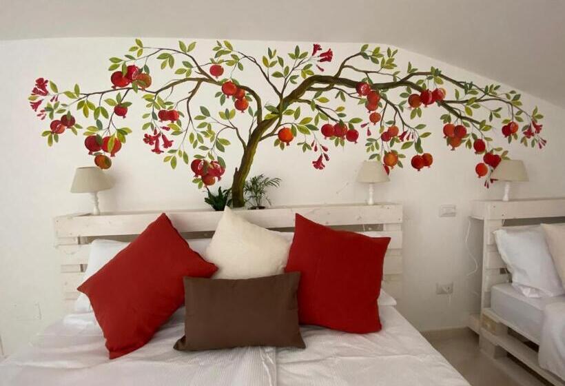 اتاق لوکس سه تخته, Alma Migrante Bed&wine