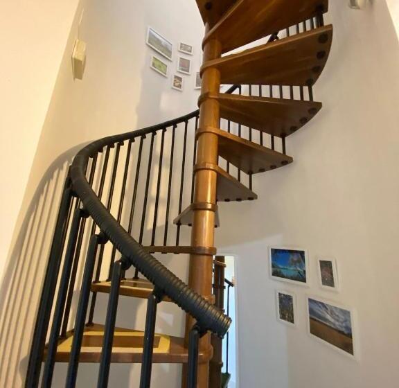 اتاق لوکس سه تخته, Alma Migrante Bed&wine