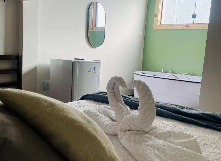 标准间带漩涡浴缸, Chão Mineiro