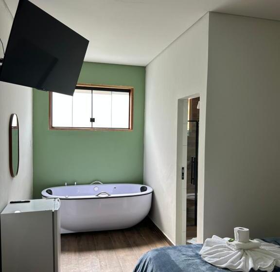 标准间带漩涡浴缸, Chão Mineiro