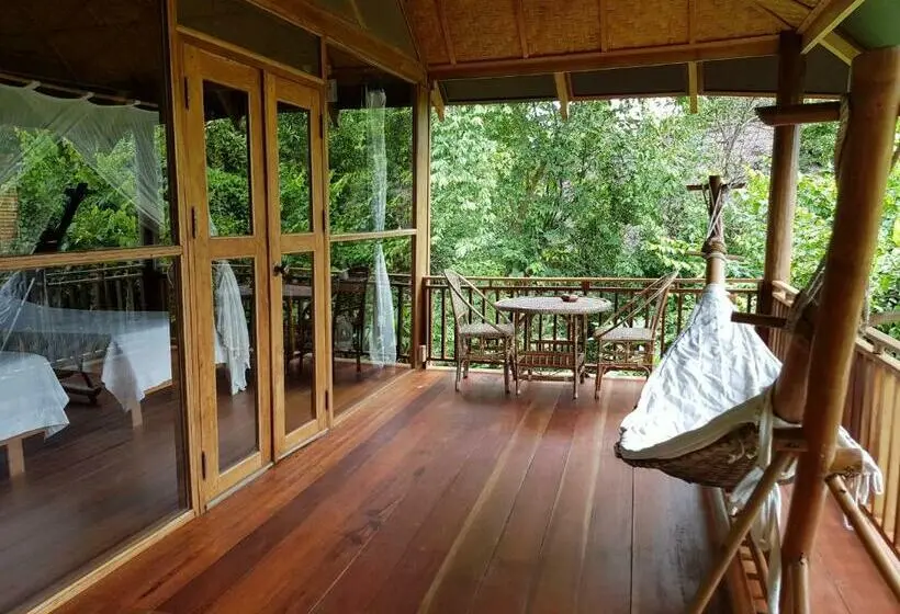 ガーデンビューのスタンダードバンガロー, Kingfisher Ecolodge