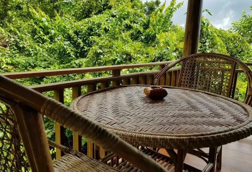 ガーデンビューのスタンダードバンガロー, Kingfisher Ecolodge