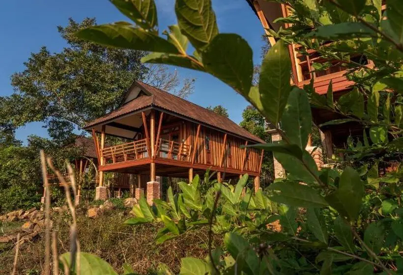 デラックスバンガロー, Kingfisher Ecolodge