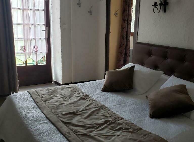 Семейный Номер, Le Moulin D Onclaire Camping Et Chambres D Hôtes