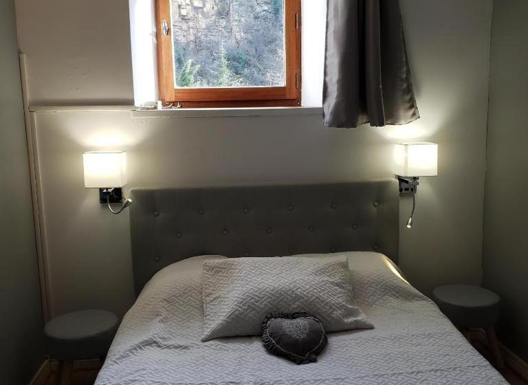 غرفة قياسية مطلة على الجبل, Le Moulin D Onclaire Camping Et Chambres D Hôtes